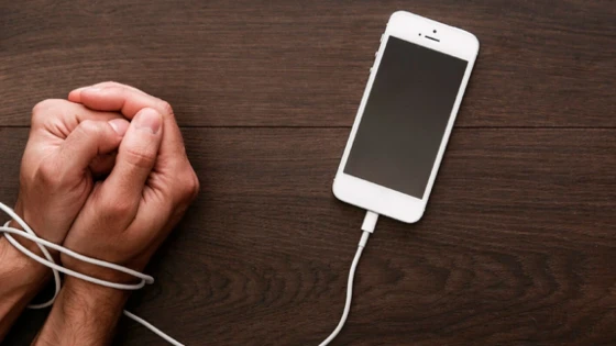 Vício em celular? Saiba mais sobre Nomofobia