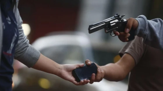 Operadoras de telefonia móvel agora terão que vincular celulares aos seus proprietários